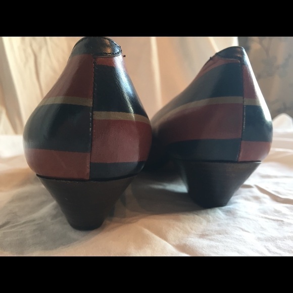 - Franco Visconti Italian Leather Pumps - Picture 3 of 4